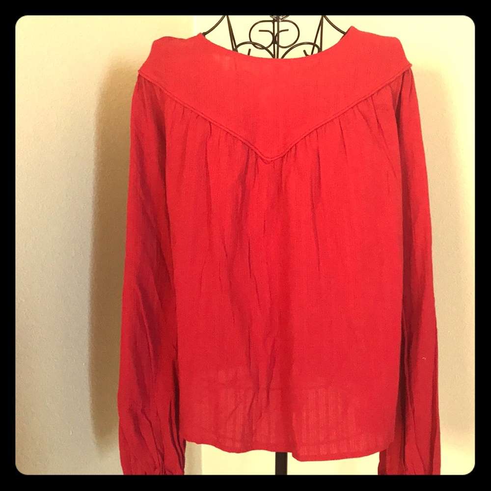 NWOT Yoke Detail Peasant Blouse. Universal Thread